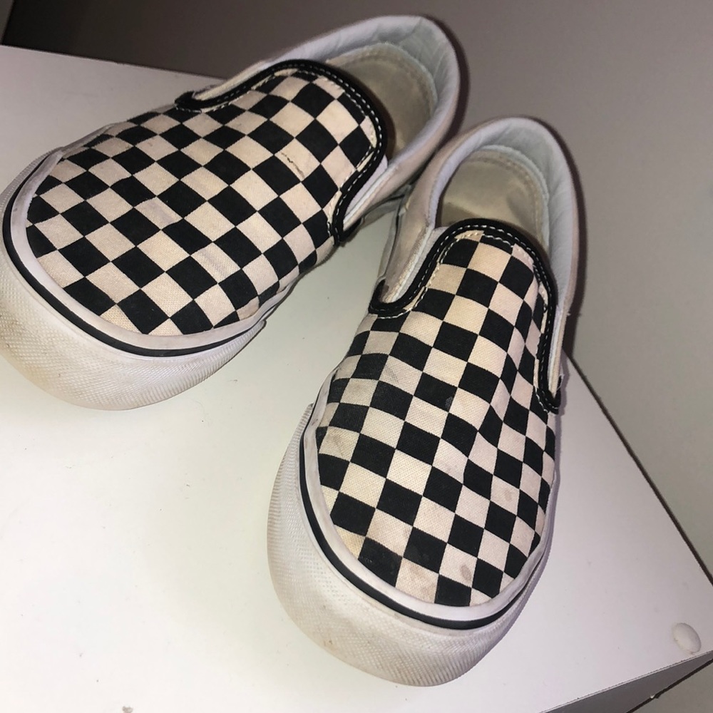 checkerboard vans
